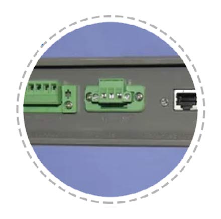 1 terminal de controle de energia de amostra; 1 porta de comunicação RS-485; 1 porta Ethernet RJ-45.